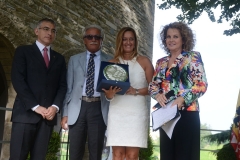 8-Premio-AcquiAmbiente-IX-edizione-Menzione-speciale-a-Gabriele-Salari-autore-del-volume-Operazione-natura-218_1200x